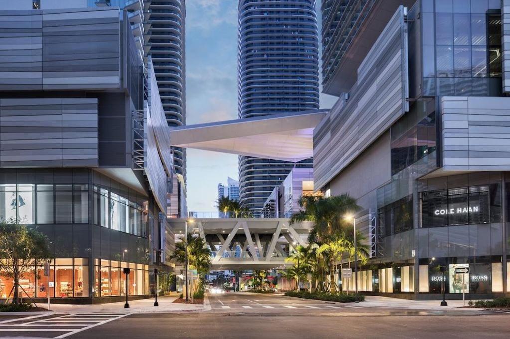 Downtown Brickell Spacious 4 Bedrooms 6 Beds Apartamento Miami